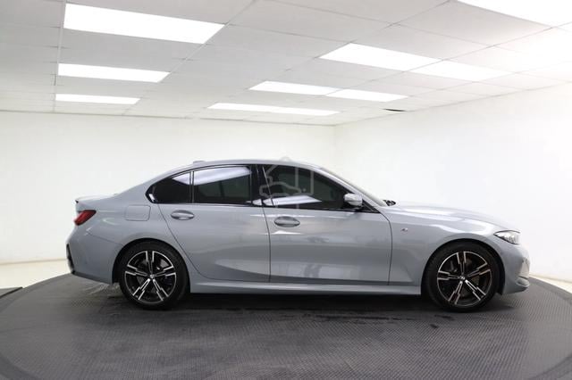 2024 BMW 330i G20 2.0 M-SPORT UNDER WARRANTY - 4