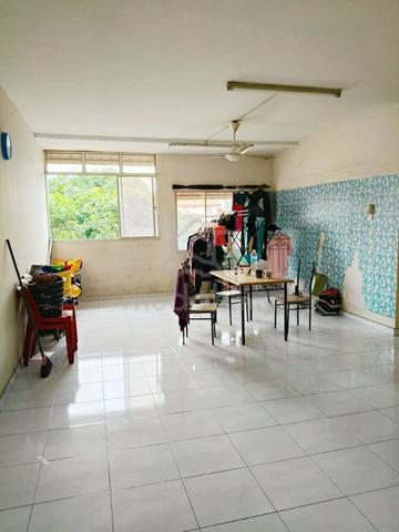 Pangsapuri Impian Stulang 1