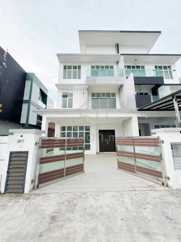 Mutiara Bestari 3 Storey Cluster House 5bed Renovated Johor Bahru 1