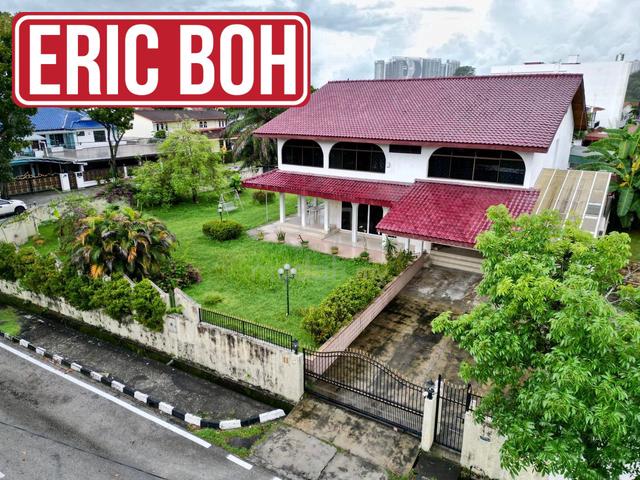 [2 STY] GELUGOR 11765sf BUNGALOW CORNER MINDEN HEIGHTS RENOVATED 1