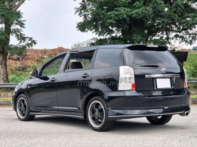 2004/2009 Toyota WISH 2.0 (A) Direct Owner - 2