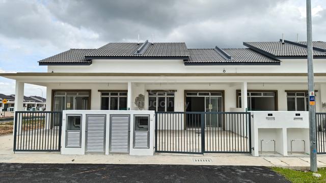 Kota Warisan Single Storey [20x65] at Salak Tinggi 1