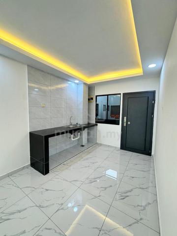 flat house 1