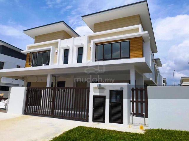 RENOVATED 2 Storey Terrace @ Laman Ika, Nilai Impian, Nilai 1