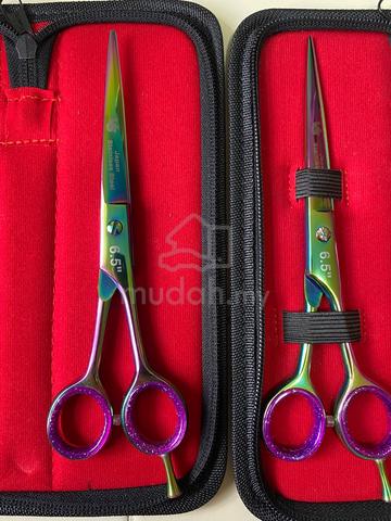 Haircutting scissors - photo 4 of 4
