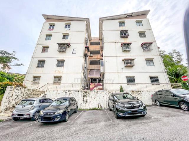Pangsapuri Angsana (Bukit Puchong 2) 1
