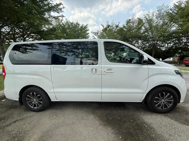 2020 Hyundai GRAND STAREX EXECUTIVE 2.5L (A) - 3