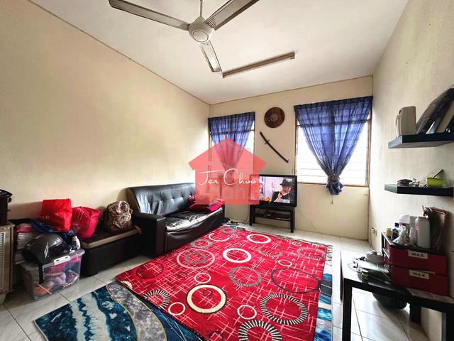 Jalan Gemas Apartment 1
