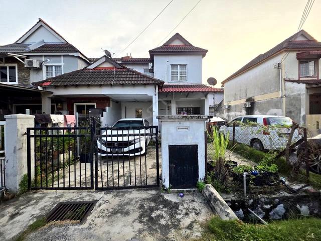Taman Subang Mewah, USJ 1, Double Storey Terrace House END LOT 1