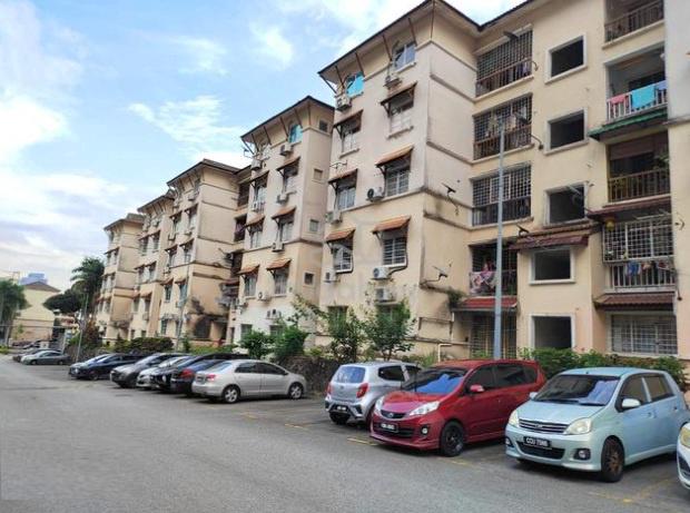 Indah Condominium 1