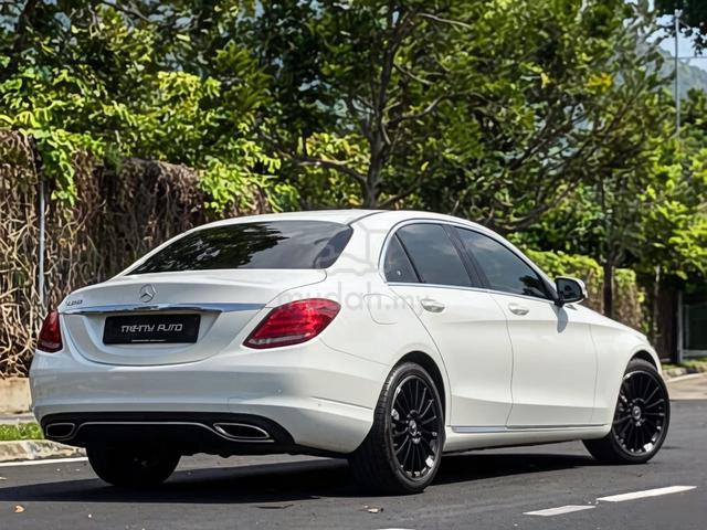 REG 2016 MERCEDES C200 AV (A) W205 Local 1 Owner - 2