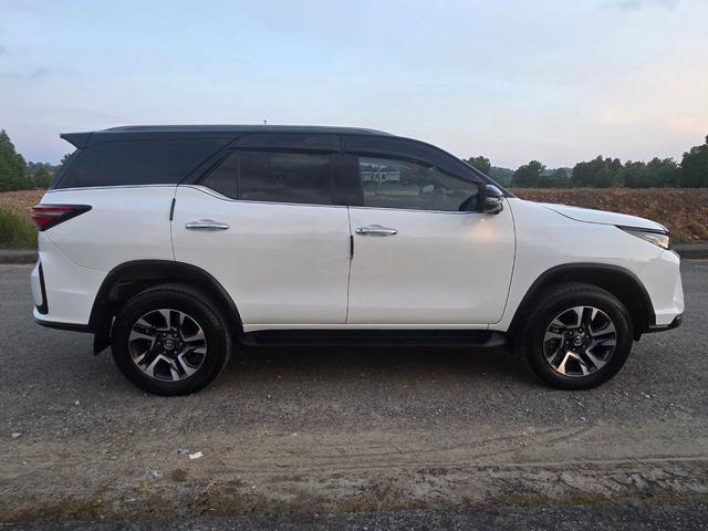 2021 Toyota FORTUNER VRZ 2.8L (A) - 3