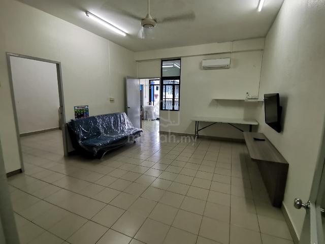 KENINGAU. Rumah Atas Kedai Untuk Di Sewa 1
