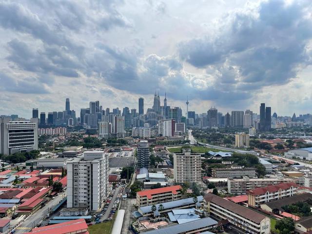 Platinum Splendor Residensi Semarak 1