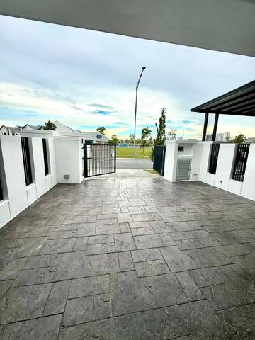 FACING OPEN Double Storey Aiora Serenia City Kota Warisan Sepang 1