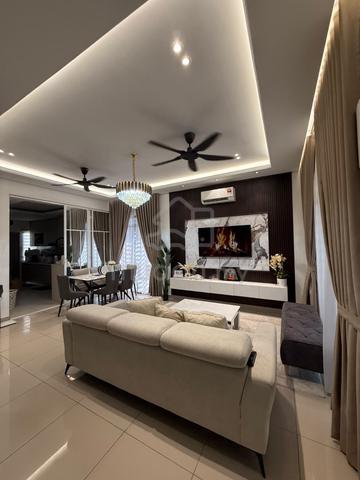 Rumah Teres 2 Tingkat, Puncak Alam 1