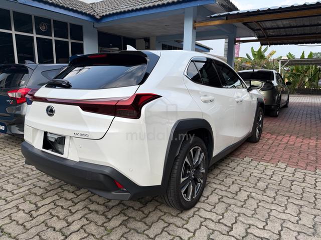 2022 lexus ux200 original white interior  - 2