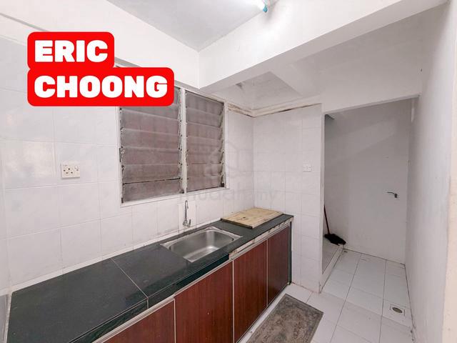 Pinang Emas Flat 1