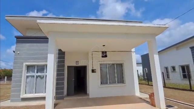 Taman Sri Lambak Corner Lot Bunglow with Big Land Area 1