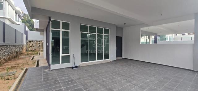 Freehold Double Storey Semi-D For Sale @ Taman Puncak Height 1