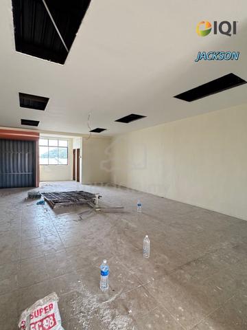 Asas Jaya Commercial Light Industry 3 Sty Shop @ Renovated | BM | Rent 1