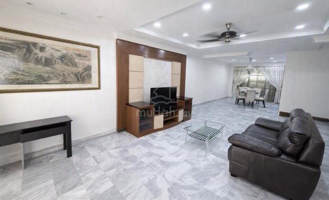Well Kept - Move in Condition House - Ample Parking - Spacious House 1