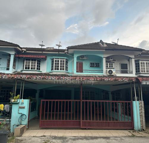Bilik Untuk Disewa 1