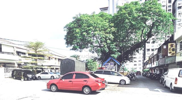Corner 2 Storey Shoplot Jalan Budiman Taman Mulia Bandar Tun Razak 1