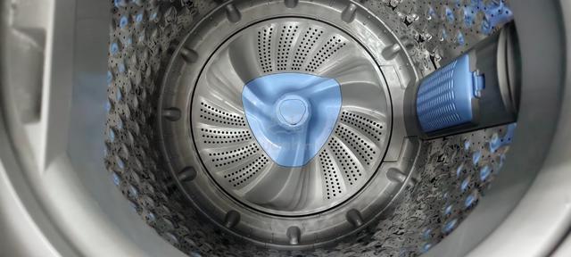 Washing machine MIDEA 7.5KG TOP LOAD - photo 4 of 4