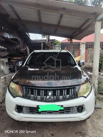 2015 Mitsubishi TRITON 2.5 QUEST KL3TJNHFR (M) - 1