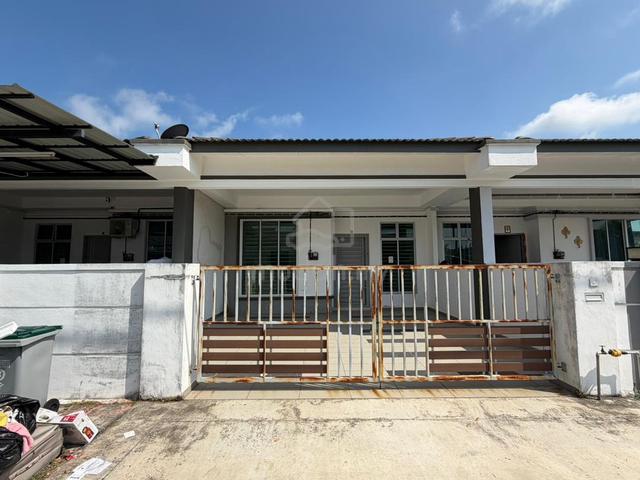 3 Bedroom Terrace House For Rent @ Taman Saujana 1