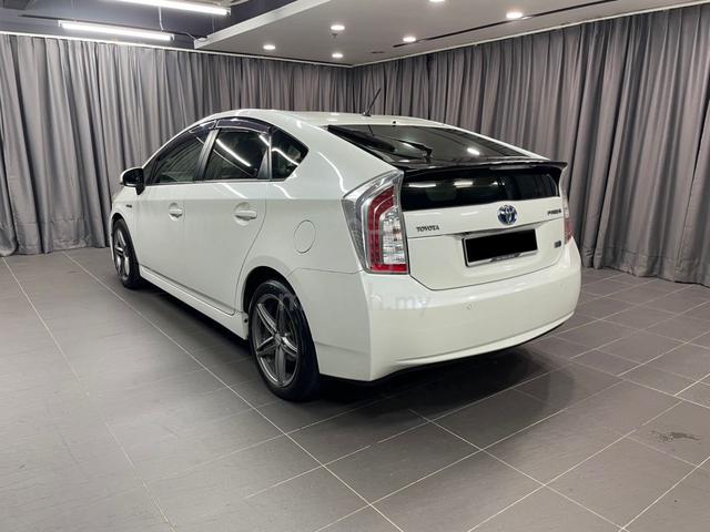 2013 Toyota PRIUS 1.8 LUXURY (HYBRID) ENHANCED (A) - 4