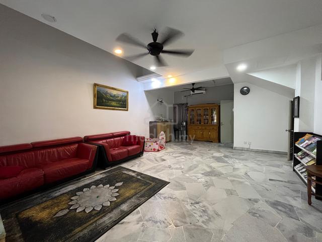 USJ 9 (22x75) Wide Living Hall 2 Storey Terrace House Taipan Business 1