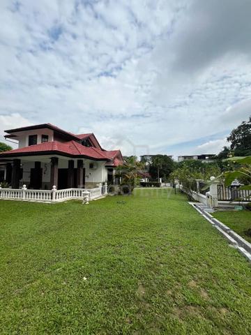 Spacious & Semi Furnished Bungalow at Seremban Lake Heights 1