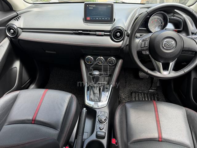2017 Mazda 2 1.5 SEDAN (GVC) (A) ON THE ROAD - 5