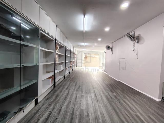 (1st Floor) Office/Storage Dataran Sunway PJU5, Kota Damansara PJ 1