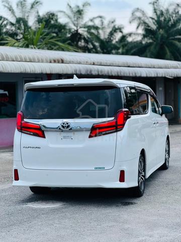 Toyota Alphard 2.5SC SPECIAL PRICE - 3