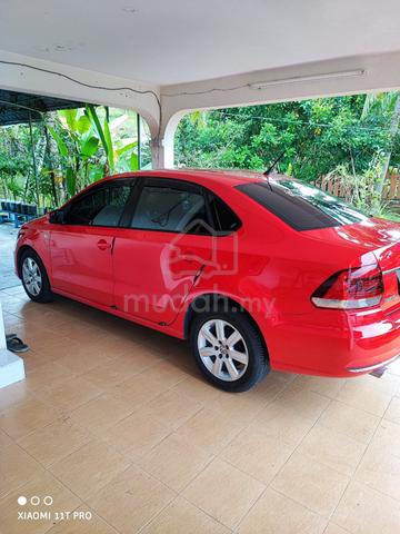 2017 Volkswagen VENTO 1.6 TRENDLINE (A) - 2