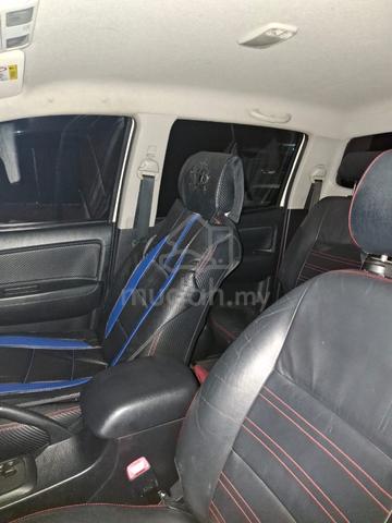 2016 Toyota HILUX 3.0 G TRD SPORTIVO MY14 KUN26R - 4