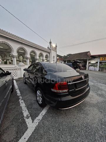 2019 Volkswagen VENTO 1.6 MPI Black - 3