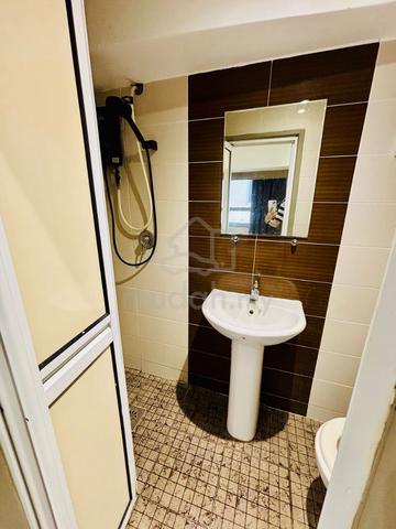 Syawal Offer 🌙 Master Room for Rent + AirCond @ LRT Chow Kit, HKL 2