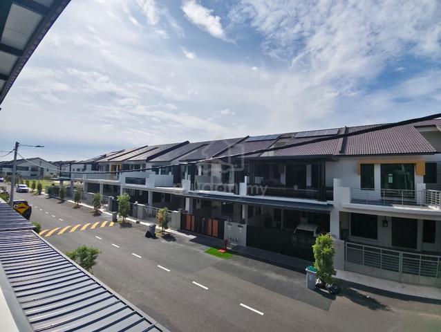 For Sales Double Storey Terrace House Taman Molek Residence 1