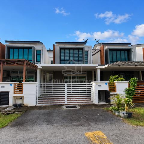 Double Storey 2150sqf Saujana KLIA Phase 2B Kota Warisan Sepang 1