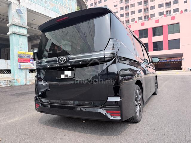 2022 Toyota VOXY 2.0 S-Z (A) Mileage 9K ADAS - 3