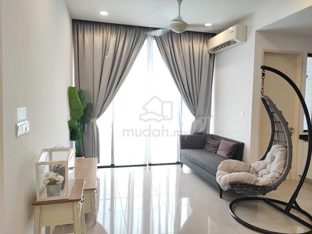 D' Pristine @ Medini 1