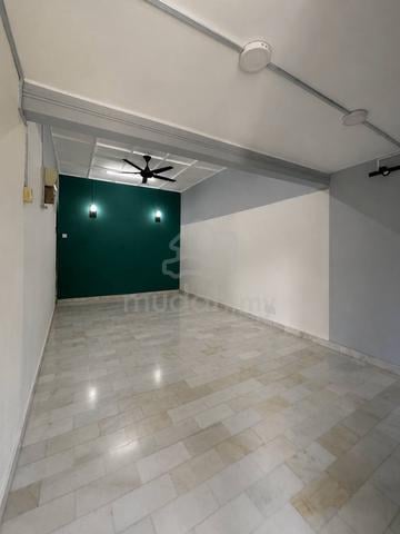 Taman Sri Kluang - Below Market Full Loan 1