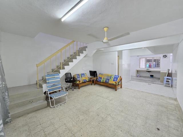 Selayang wailayah 2.5 storey for rent 1
