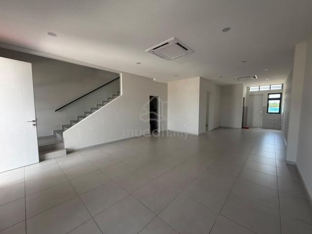 Freehold Gated Guarded Full Loan Double Storey nr Paya Rumput Melaka 1
