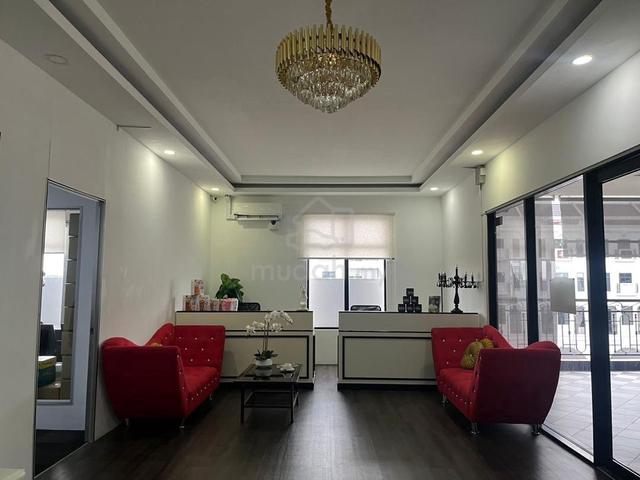 Austin Eco Palladium Corner Lot, with Ready Office Furnished 1