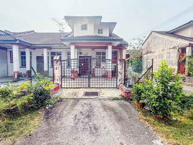 Freehold End Lot Single Storey Terrace, Taman Semenyih Indah, Semenyih 1